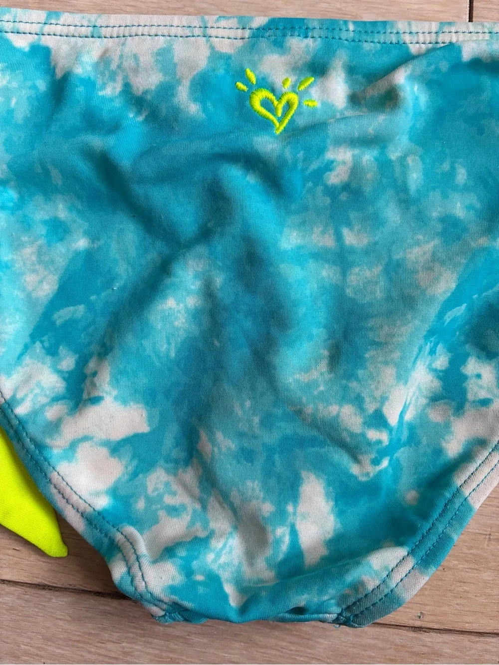 Justice Kids Two-Piece Swim Set in Turquoise and Neon Yellow GUC Size 7